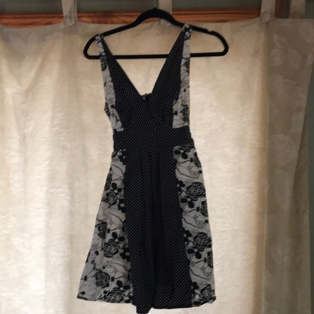 Dress, Rue 21 Sleeveless Black and White Dress, size Small.